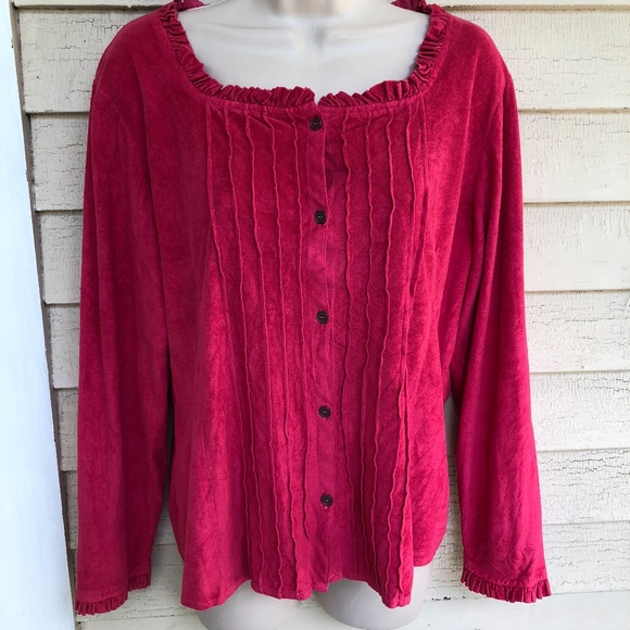 THE LAST BES PLACE soft ruffled/pleated button top - Picture 1 of 6